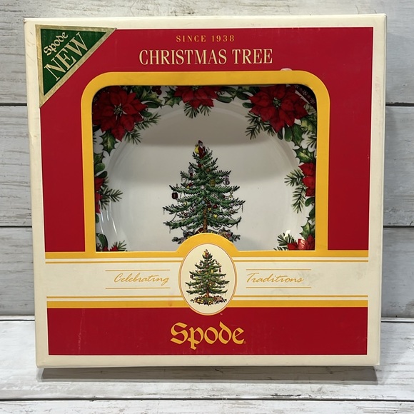 Set if 4 Spode Christmas Tree Plates 2007 Red Poinsettias on Rim 8" - Picture 6 of 9